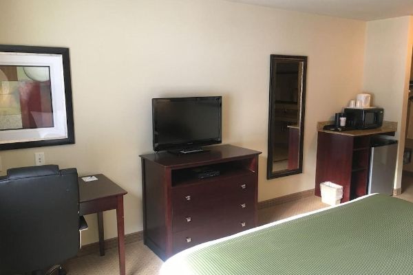 Cobblestone Inn of Durand